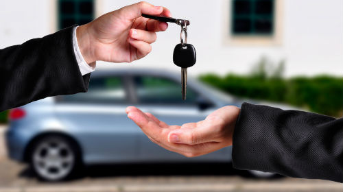 Покупка авто в Анталии, покупка автомобиля в Анталии, услуги переводчика в нотариусе при покупке авто, сделка купли-продажи авто в Анталии, перевод паспорта, нотариальное заверение, присяжный переводчик в Анталии